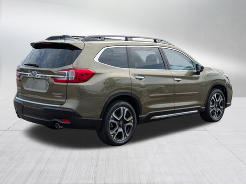 Used 2025 Subaru Ascent Touring w/ Popular Package #2 AWD/4WD image 7