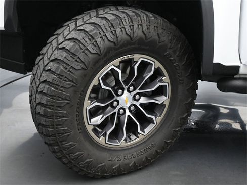 Used 2022 Chevrolet Colorado ZR2 image 21