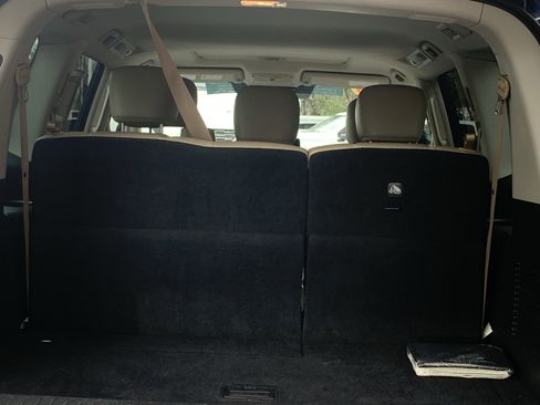 Used 2023 Nissan Armada SL image 42