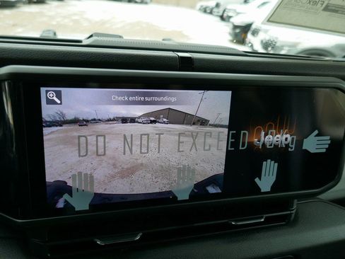 New 2026 Jeep Gladiator Sport image 20