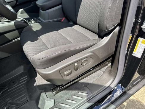 New 2026 Chevrolet Colorado LT AWD/4WD image 18
