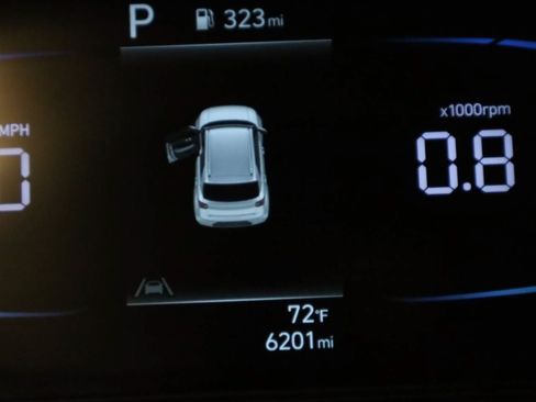 Used 2026 Hyundai Venue SEL FWD image 9
