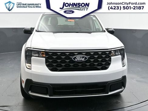 New 2026 Ford Maverick XLT w/ XLT Luxury Package image 4