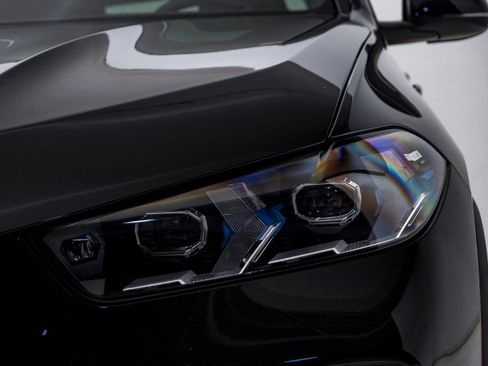 Used 2024 BMW X5 xDrive40i w/ Executive Package image 7