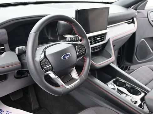 Certified 2026 Ford Explorer ST-Line AWD/4WD image 17