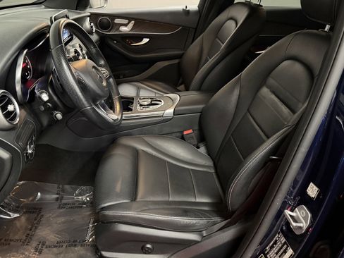 Used 2019 Mercedes-Benz GLC 300 GLC 300 image 23
