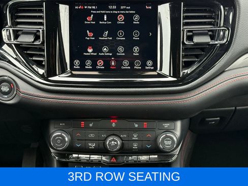 Used 2023 Dodge Durango GT image 21