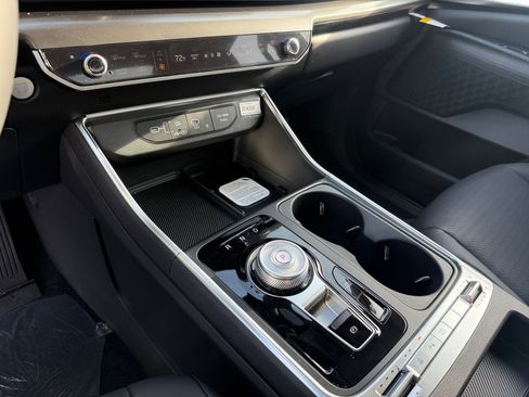 New 2026 Kia Carnival SX Prestige image 13