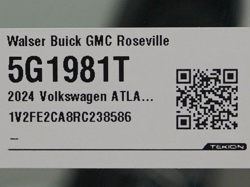 Used 2024 Volkswagen Atlas Cross Sport SEL Premium R-Line image 30