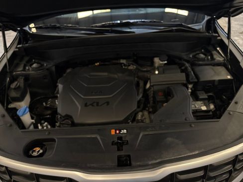 Used 2025 Kia Telluride S AWD/4WD image 22