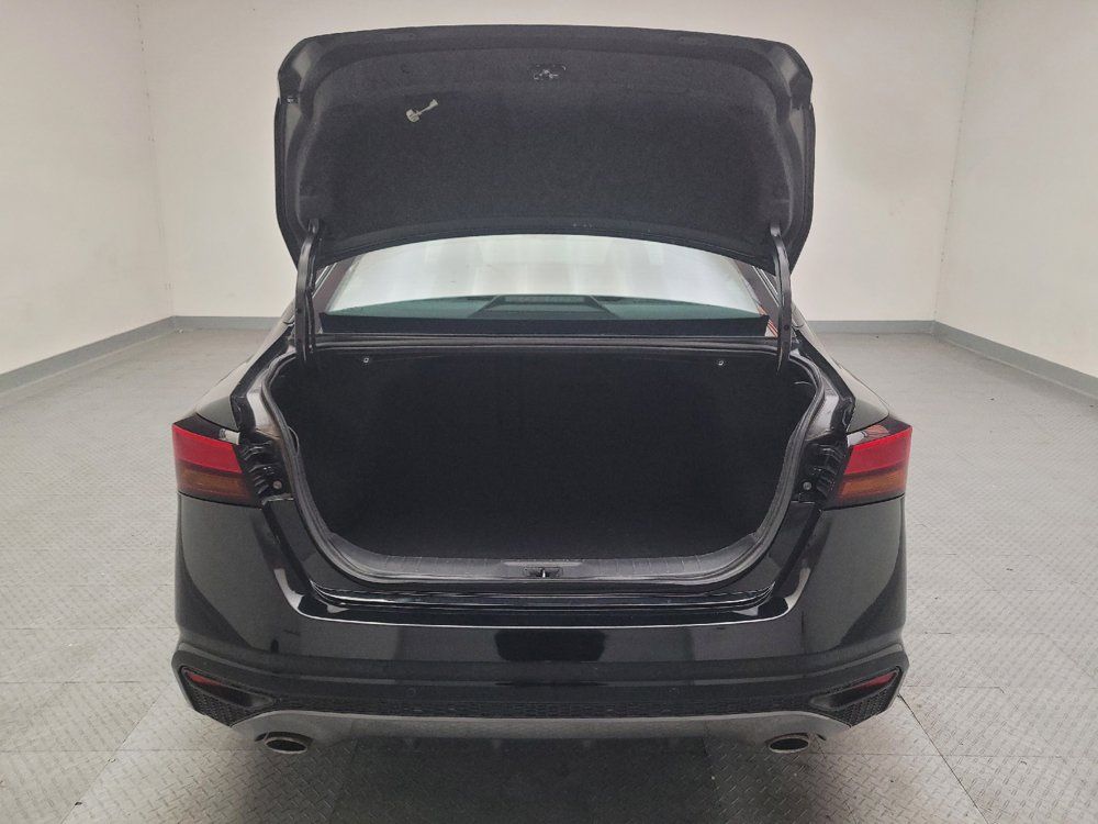 Used 2021 Nissan Altima 2.5 SR FWD image 29