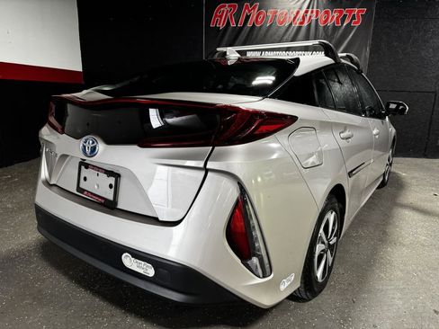 Used 2018 Toyota Prius Prime Premium w/ Carpet Mat Package image 5
