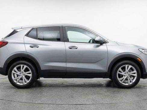 Used 2025 Buick Encore GX Preferred AWD/4WD image 11