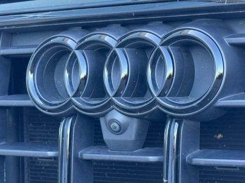 Used 2022 Audi SQ8 Prestige w/ Prestige Package image 48