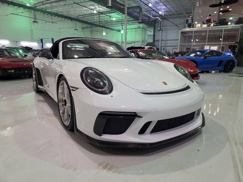 Used 2019 Porsche 911 Speedster RWD image 51