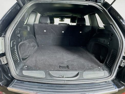 Used 2019 Jeep Grand Cherokee Limited AWD/4WD image 30