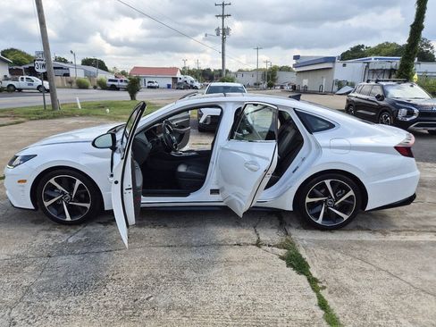 Used 2022 Hyundai Sonata SEL Plus w/ Preferred Accessory Package FWD image 14