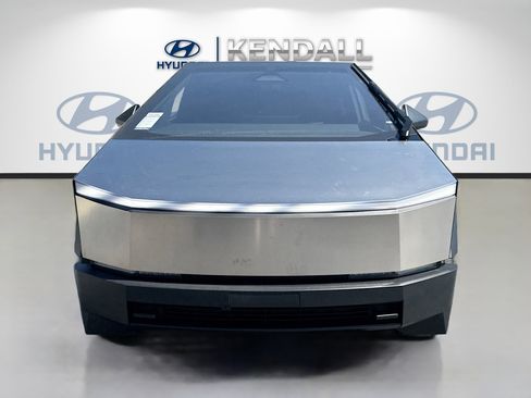 Used 2024 Tesla Cybertruck AWD Crew Cab image 2