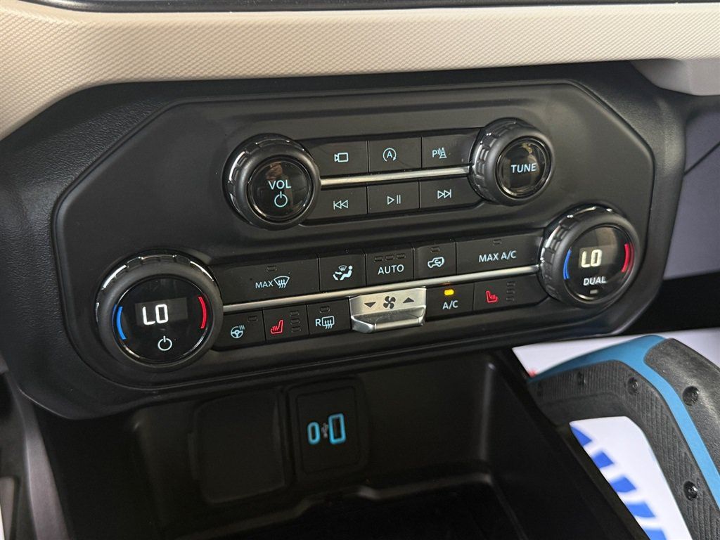 Used 2021 Ford Bronco Wildtrak AWD/4WD image 39