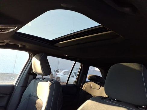 New 2025 Jeep Grand Cherokee Laredo X image 14