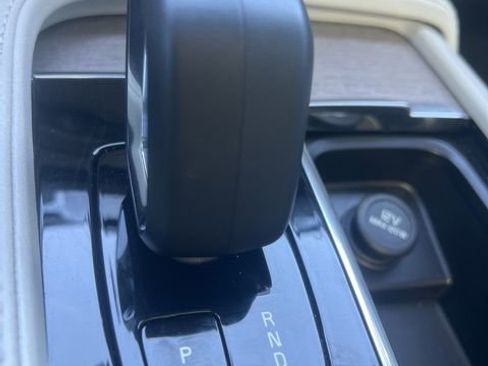 Used 2023 Volvo XC90 B6 Plus w/ Protection Package Premier image 16