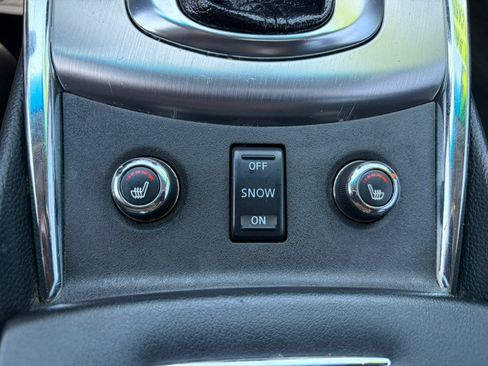 Used 2012 INFINITI G37 x Sedan w/ Premium Pkg AWD/4WD image 34