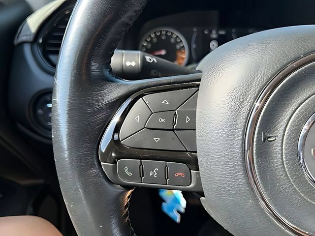 Used 2018 Jeep Renegade Altitude w/ Advanced Technology Group AWD/4WD image 25