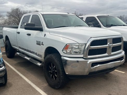 Used 2014 RAM 2500 Tradesman w/ Chrome Appearance Group image 2