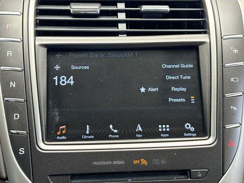 Used 2016 Lincoln MKX Reserve image 9