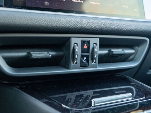 New 2026 Porsche Cayenne image 20