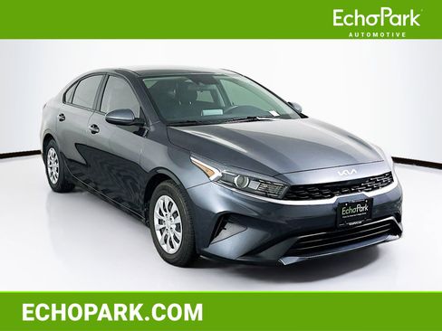 Used 2023 Kia Forte LX image 1