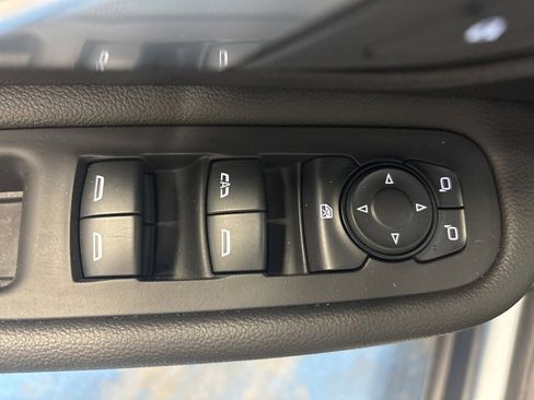 Certified 2024 GMC Terrain SLE image 23