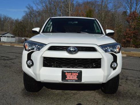 Used 2016 Toyota 4Runner 4WD image 2