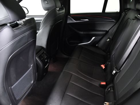 Used 2025 BMW X4 xDrive30i image 23