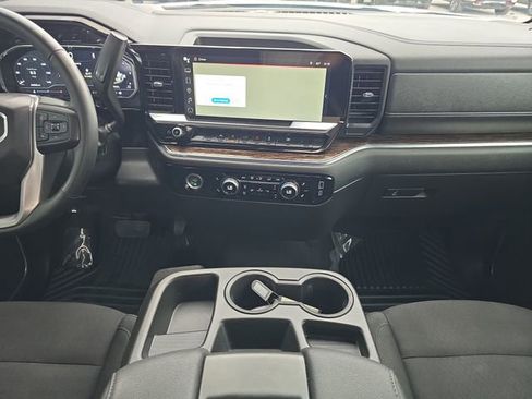 Certified 2024 GMC Sierra 1500 Elevation image 14