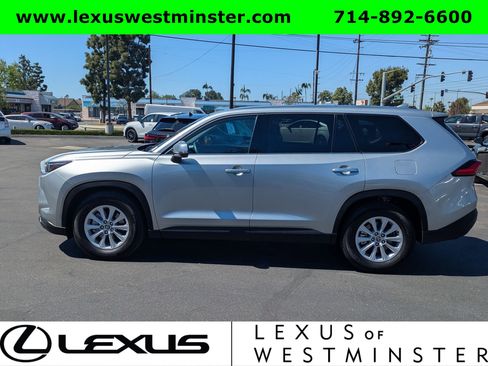 Used 2024 Toyota Grand Highlander XLE image 13