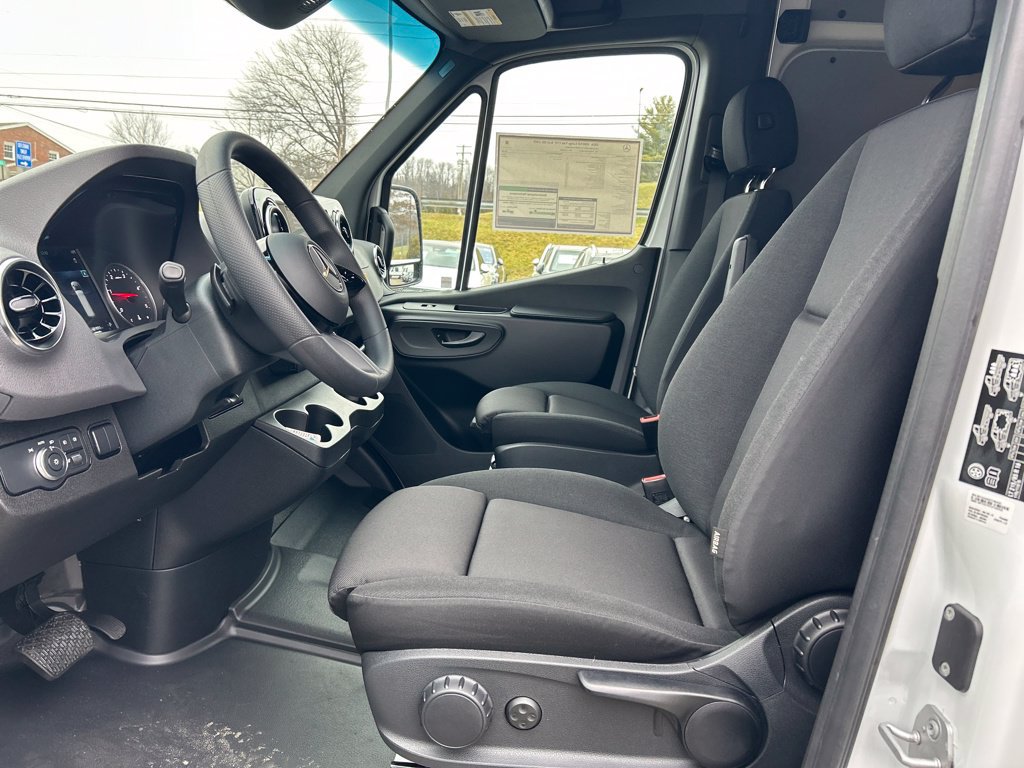 New 2026 Mercedes-Benz Sprinter 3500 image 9