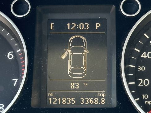 Used 2013 Volkswagen CC Sport Plus image 16