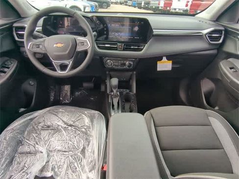 New 2025 Chevrolet TrailBlazer LT w/ Convenience Package image 19