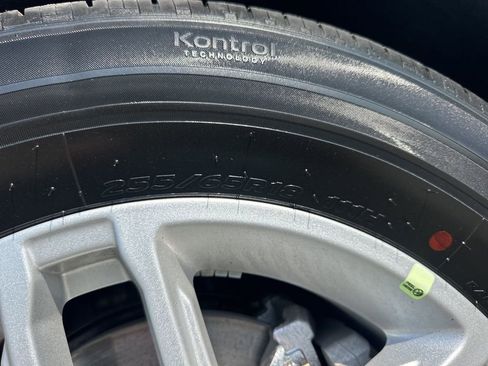 Used 2026 Ford Explorer Active image 31