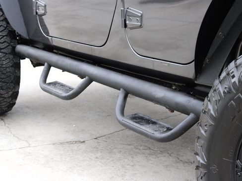 Used 2017 Jeep Wrangler Unlimited Sport w/ Quick Order Package 23S image 13