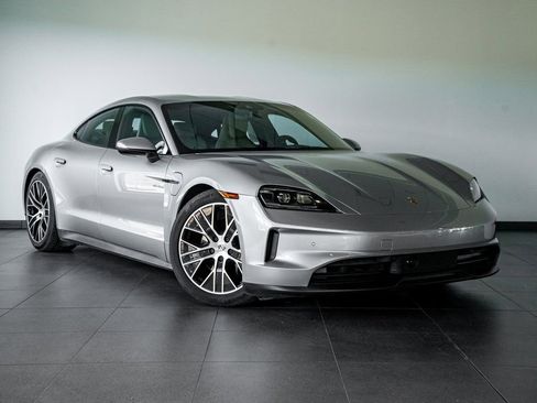 Certified 2025 Porsche Taycan RWD image 9