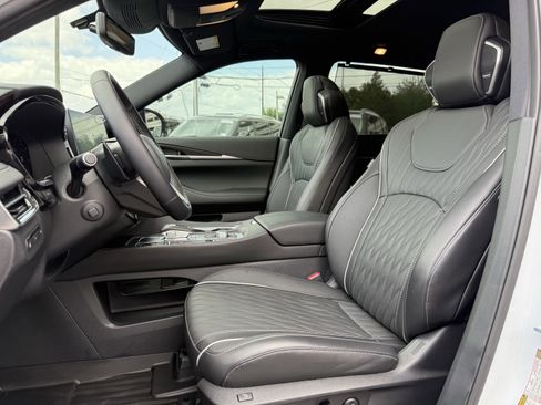 Certified 2026 INFINITI QX60 Autograph w/ Dark Cargo Package image 13