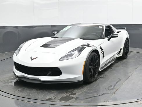 Used 2017 Chevrolet Corvette Grand Sport RWD image 6