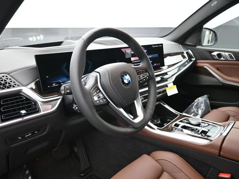 New 2026 BMW X5 xDrive40i AWD/4WD image 11