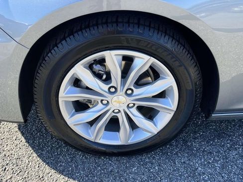 Used 2024 Chevrolet Malibu LT image 11