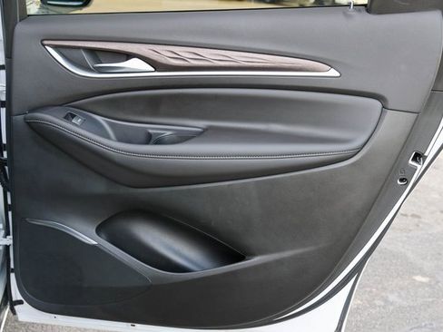 Used 2022 Buick Enclave Avenir w/ Avenir Technology Package image 20