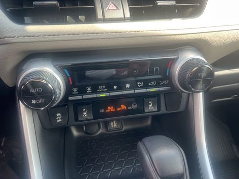 Used 2023 Toyota RAV4 XLE w/ Convenience Package AWD/4WD image 57