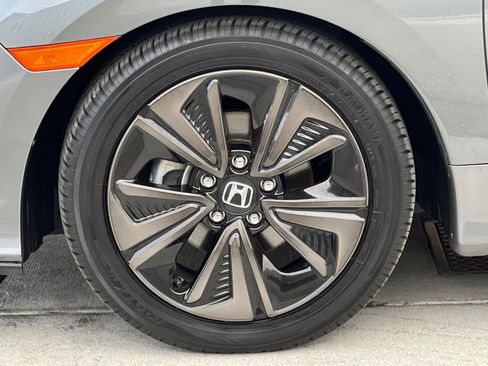 Used 2019 Honda Civic EX image 25