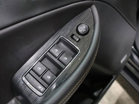 Used 2017 Chevrolet Impala Premier image 16